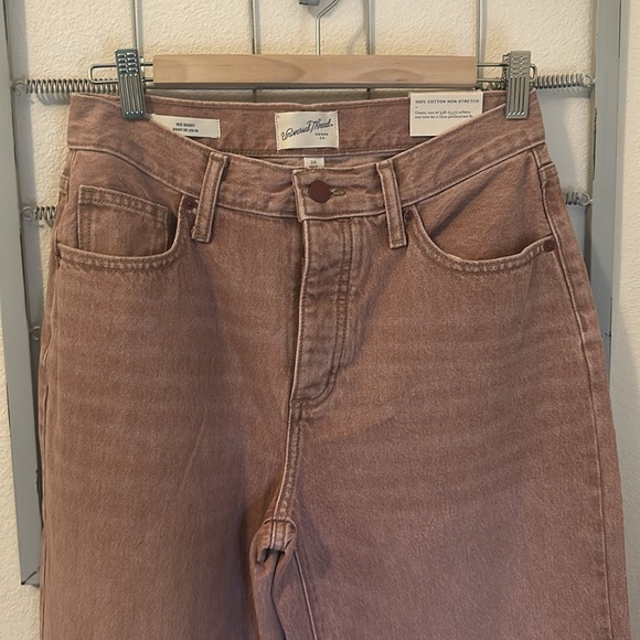 Universal Threads 90’s Baggy Jean - Picture 2 of 6